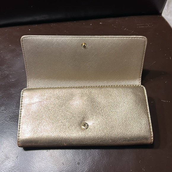 Michael Kors wallet - Picture 8 of 9